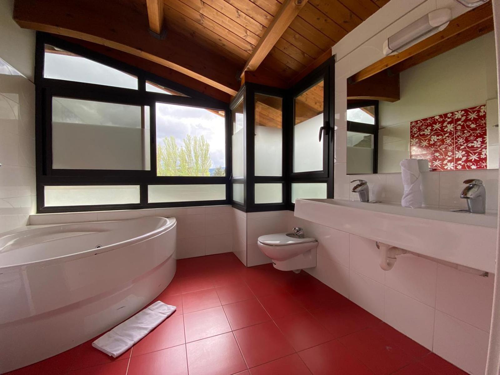 Roomrural Hotel Iru-Bide 룸비에르 외부 사진