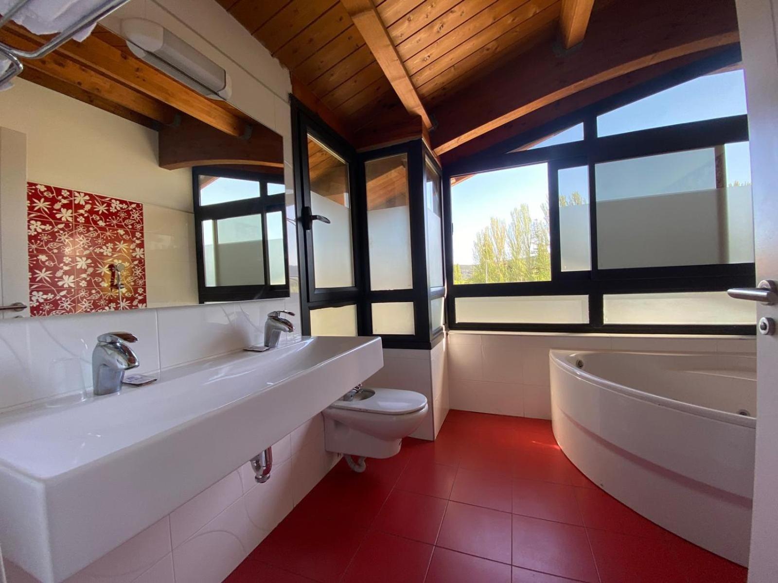 Roomrural Hotel Iru-Bide 룸비에르 외부 사진