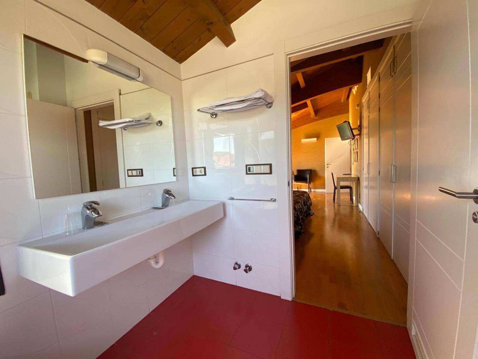 Roomrural Hotel Iru-Bide 룸비에르 외부 사진
